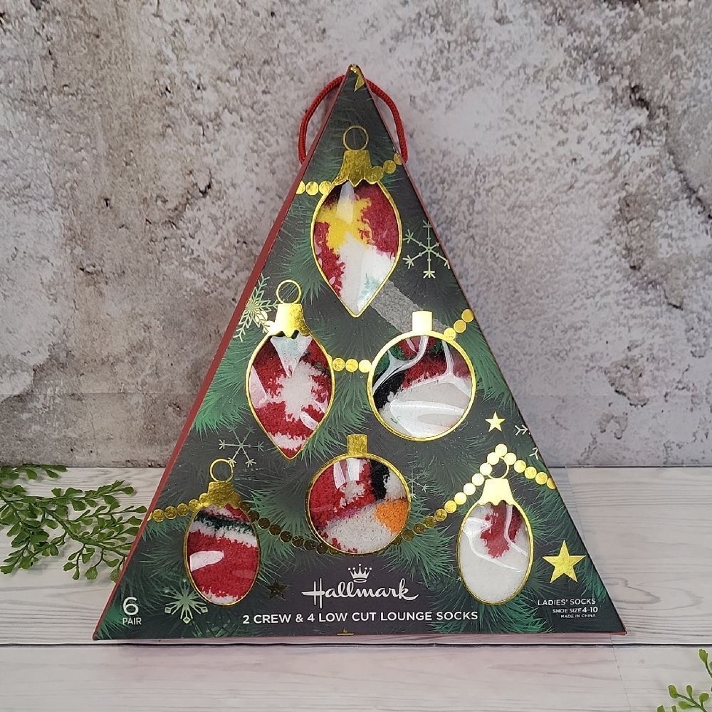Hallmark Festive Ornament Womens Lounge Socks Set NWT